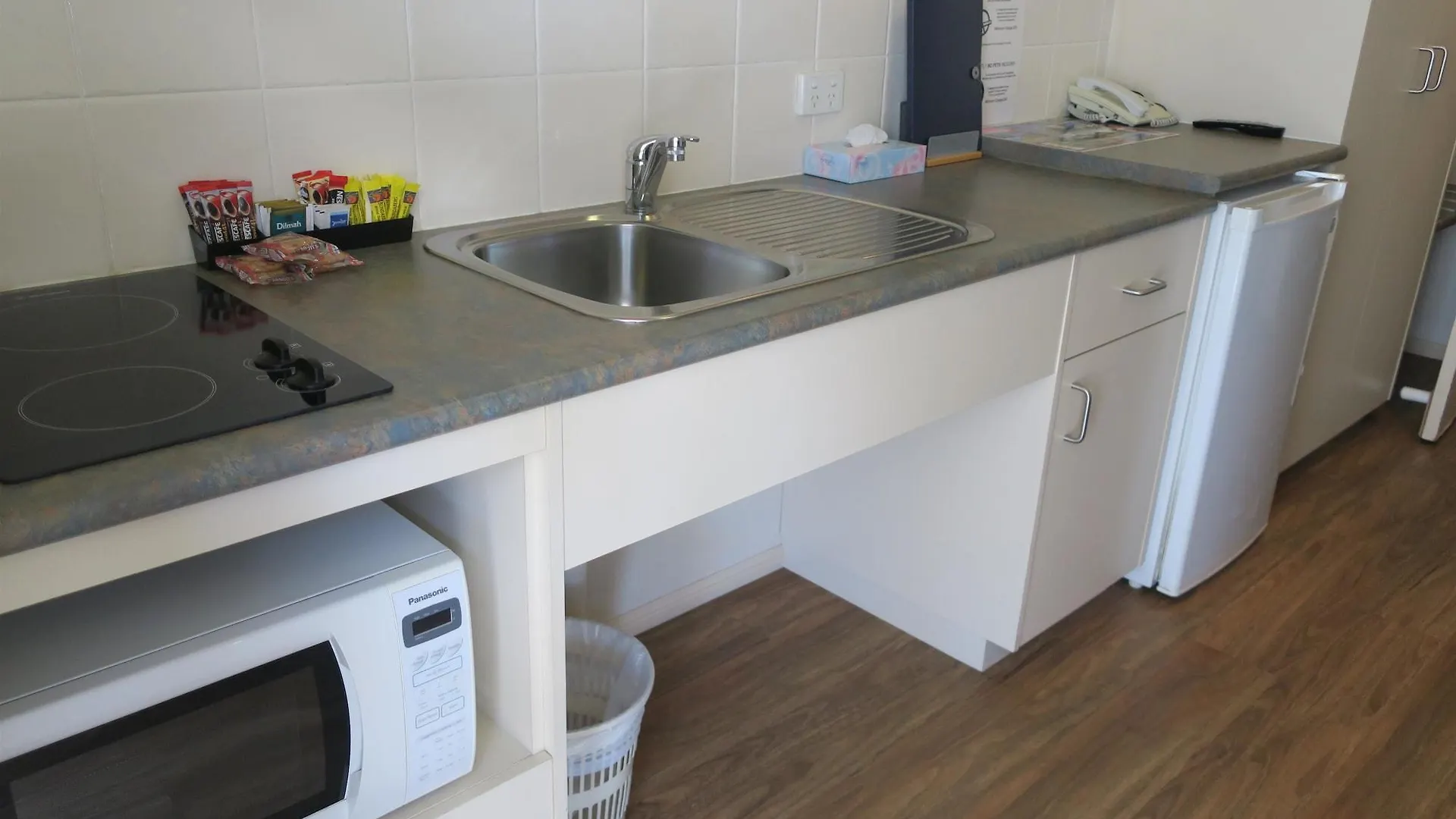 Motel Caboolture Central Motor Inn, Sure Stay Collection By BW