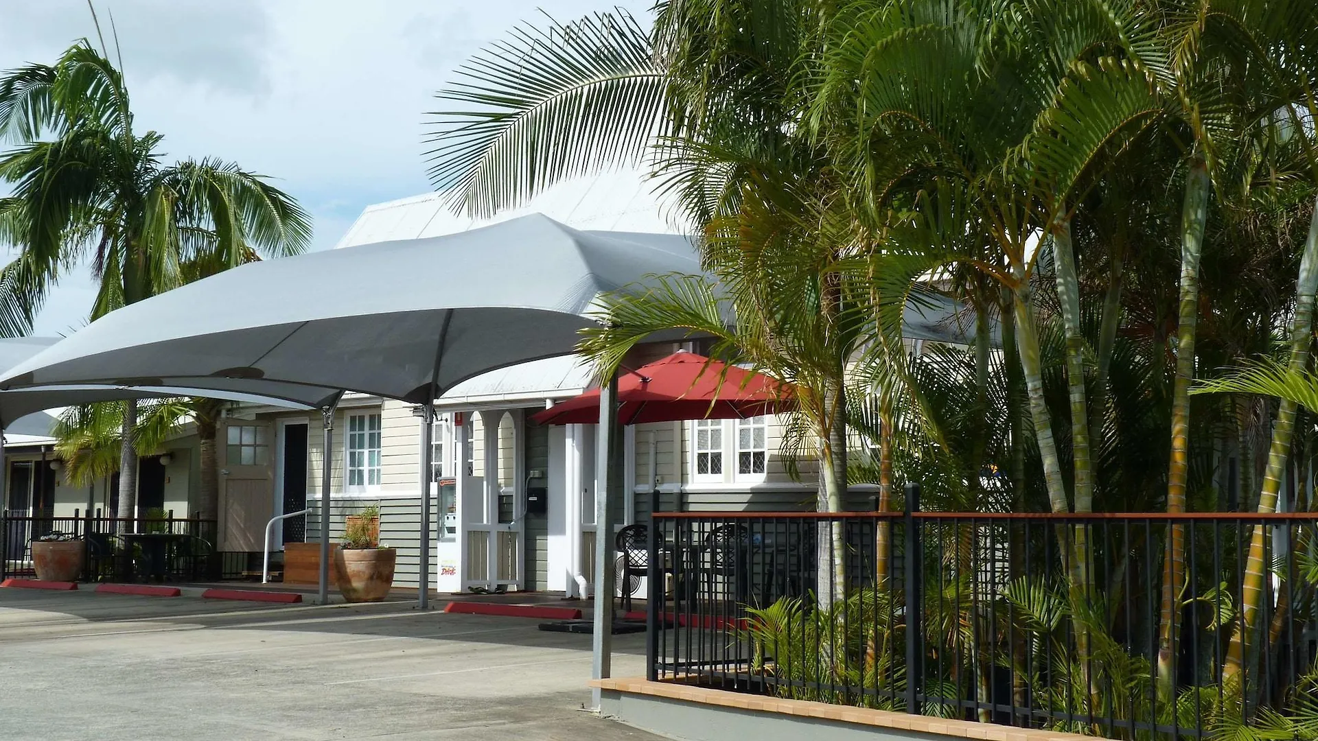 Caboolture Central Motor Inn, Sure Stay Collection By BW