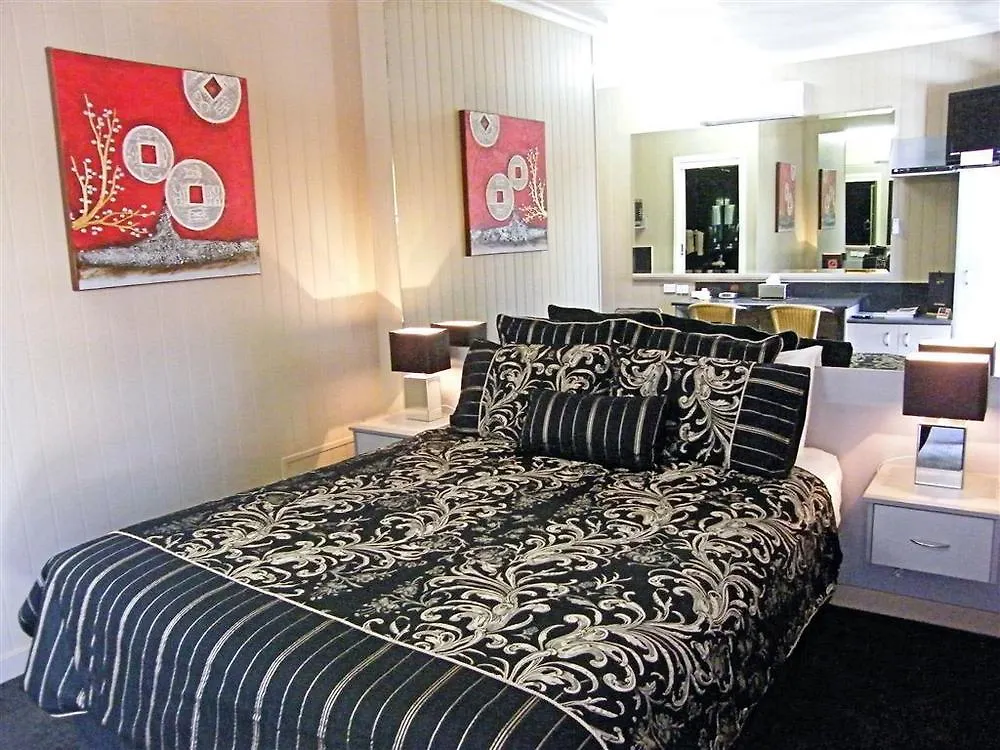 Motel Caboolture Central Motor Inn, Sure Stay Collection By BW