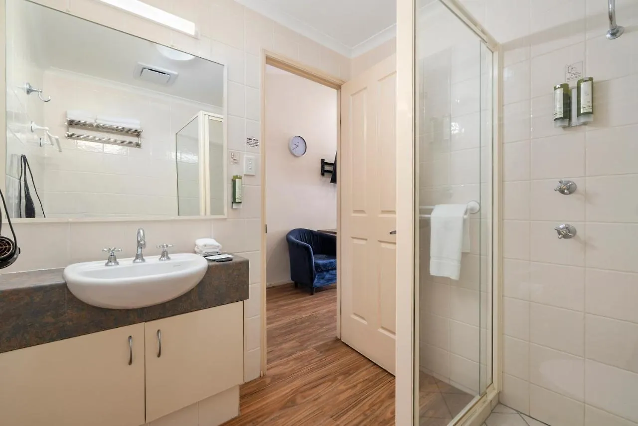 Caboolture Central Motor Inn, Sure Stay Collection By BW