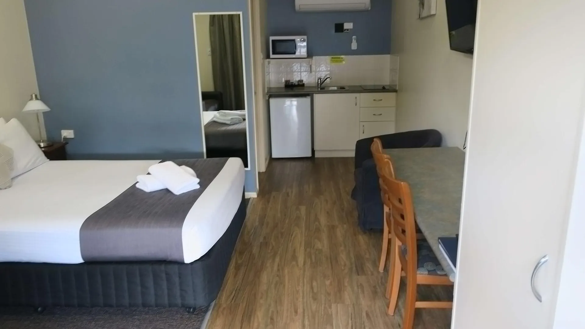 Caboolture Central Motor Inn, Sure Stay Collection By BW