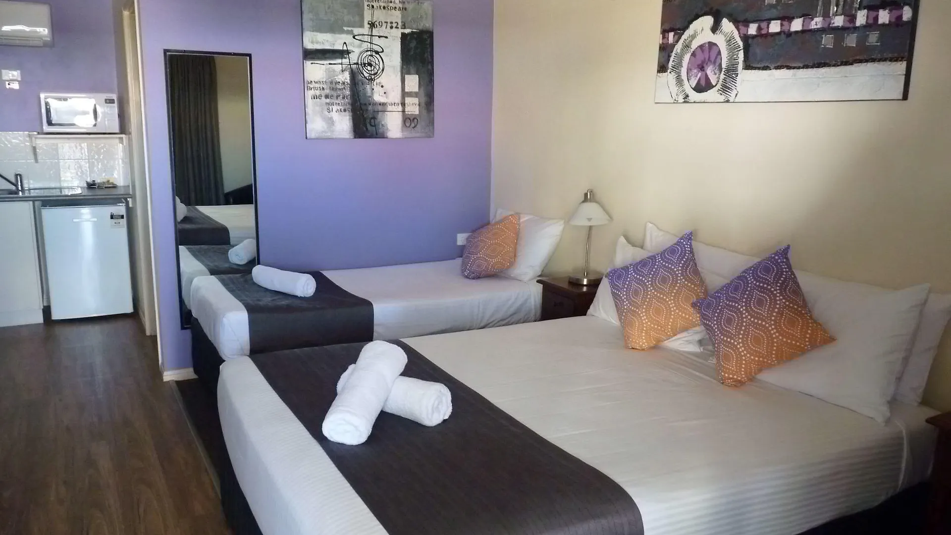 Motel Caboolture Central Motor Inn, Sure Stay Collection By BW