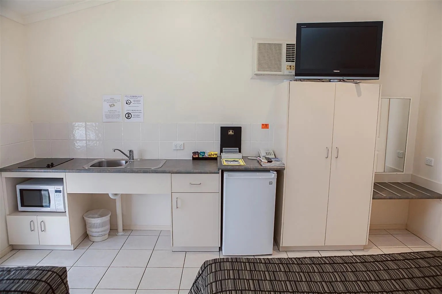 Caboolture Central Motor Inn, Sure Stay Collection By BW