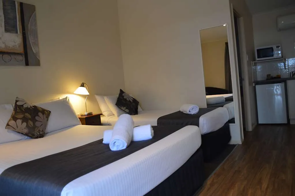 Caboolture Central Motor Inn, Sure Stay Collection By BW 4*,