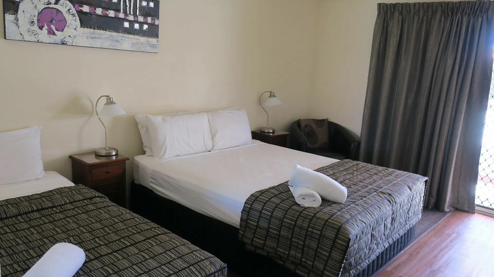 Caboolture Central Motor Inn, Sure Stay Collection By BW 4*,  Australia