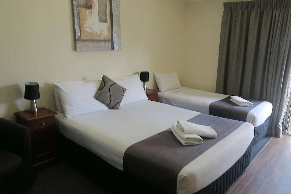Caboolture Central Motor Inn, Sure Stay Collection By BW