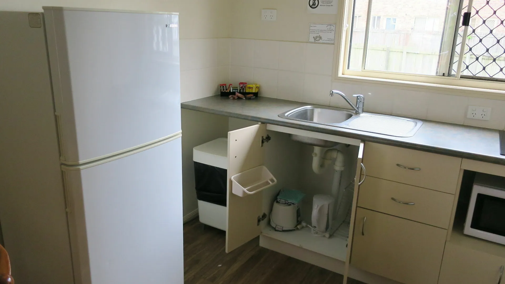 Caboolture Central Motor Inn, Sure Stay Collection By BW 4*,  オーストラリア