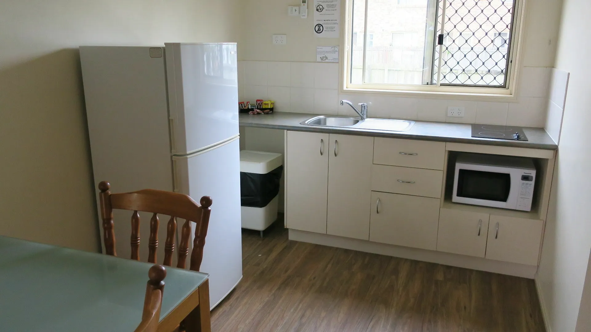 Caboolture Central Motor Inn, Sure Stay Collection By BW 4*,